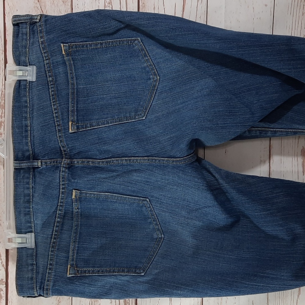 Old Navy Jeans - Picture 5 of 8